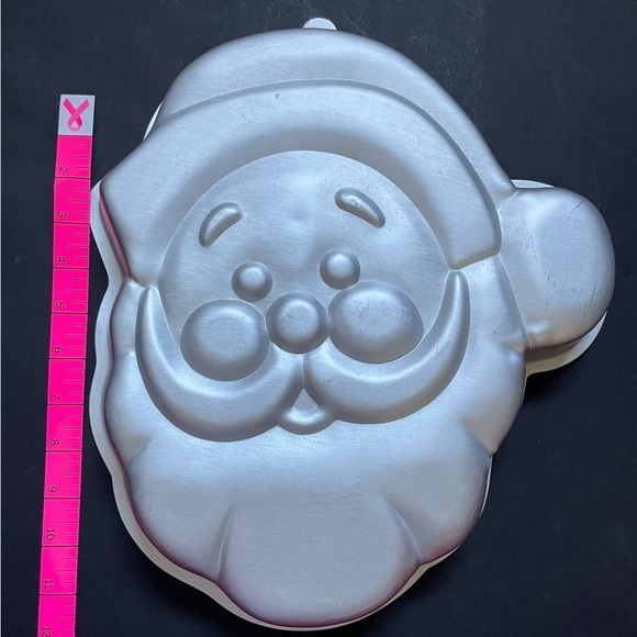 1987 Wilton Santa Cake Pan - Picture 2 of 6